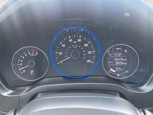 Used 2018 Honda HR-V EX-L image 24