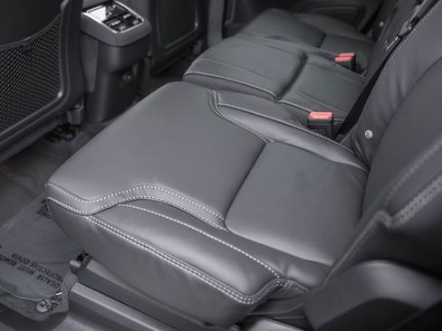 New 2026 Volvo XC90 B6 Ultra image 30