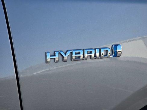 Used 2013 Toyota Camry LE FWD image 19
