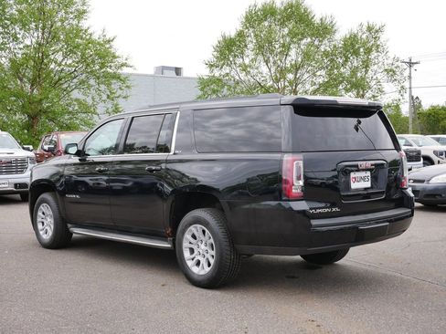 Used 2015 GMC Yukon XL SLT w/ Open Road Package AWD/4WD image 8
