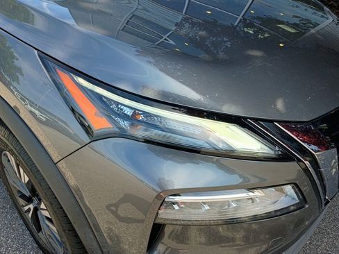 Used 2023 Nissan Rogue SV FWD image 28