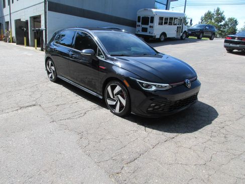 Used 2023 Volkswagen GTI SE FWD image 7