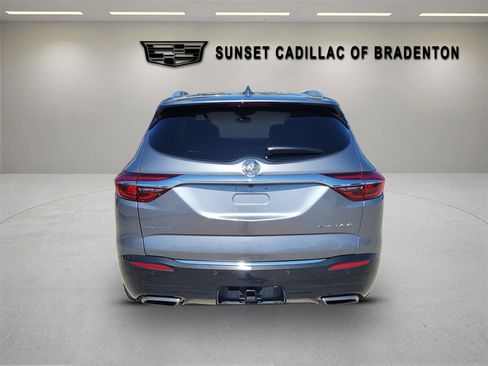 Used 2018 Buick Enclave Premium image 5