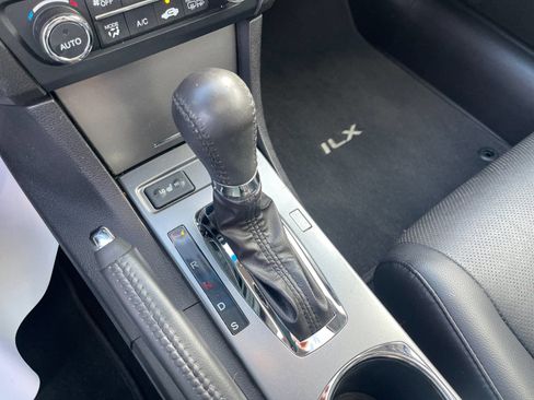 Used 2015 Acura ILX image 27