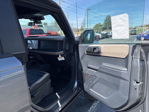 New 2025 Ford Bronco Big Bend w/ Black Diamond Package AWD/4WD image 30