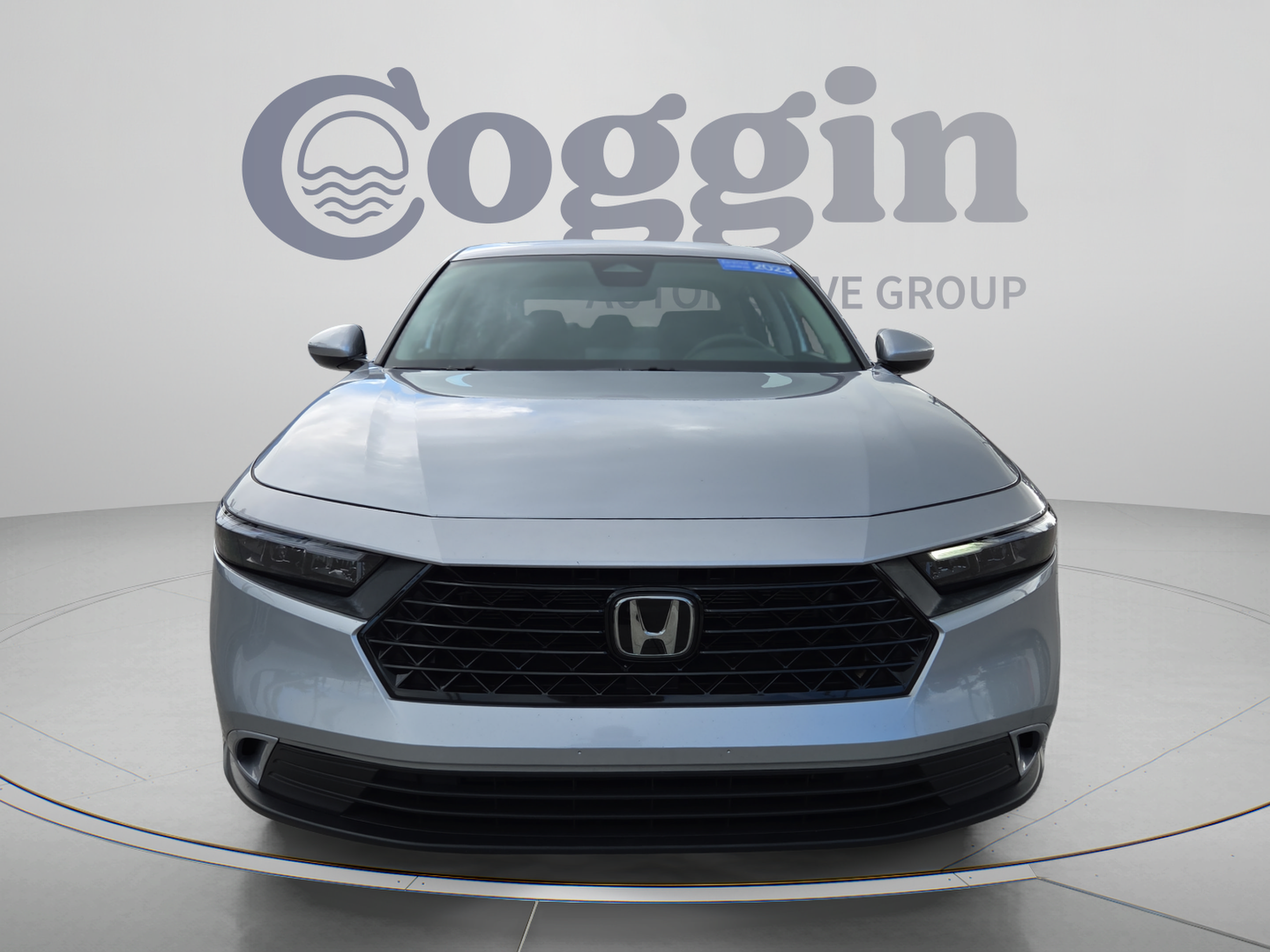 Used 2023 Honda Accord EX image 8