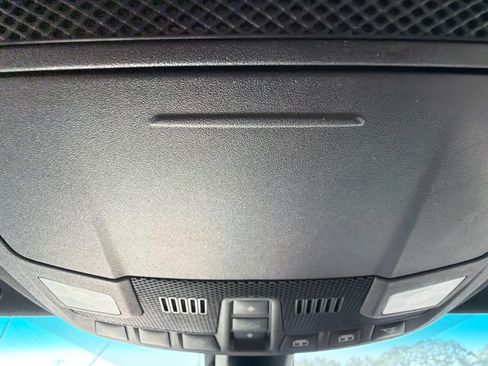 Used 2017 Lincoln MKX Reserve w/ Driver Assistance Package AWD/4WD image 23