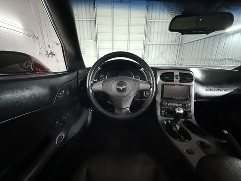 Used 2006 Chevrolet Corvette Convertible w/ Preferred Equipment Group image 43