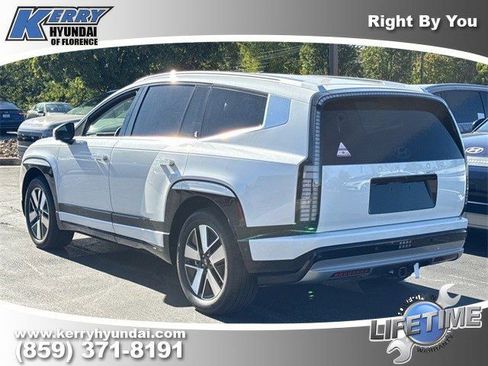 New 2026 Hyundai Ioniq 9 SEL image 5