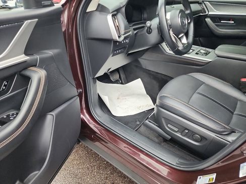 Certified 2024 MAZDA CX-90 Plug-In Hybrid w/ Premium Pkg AWD/4WD image 16