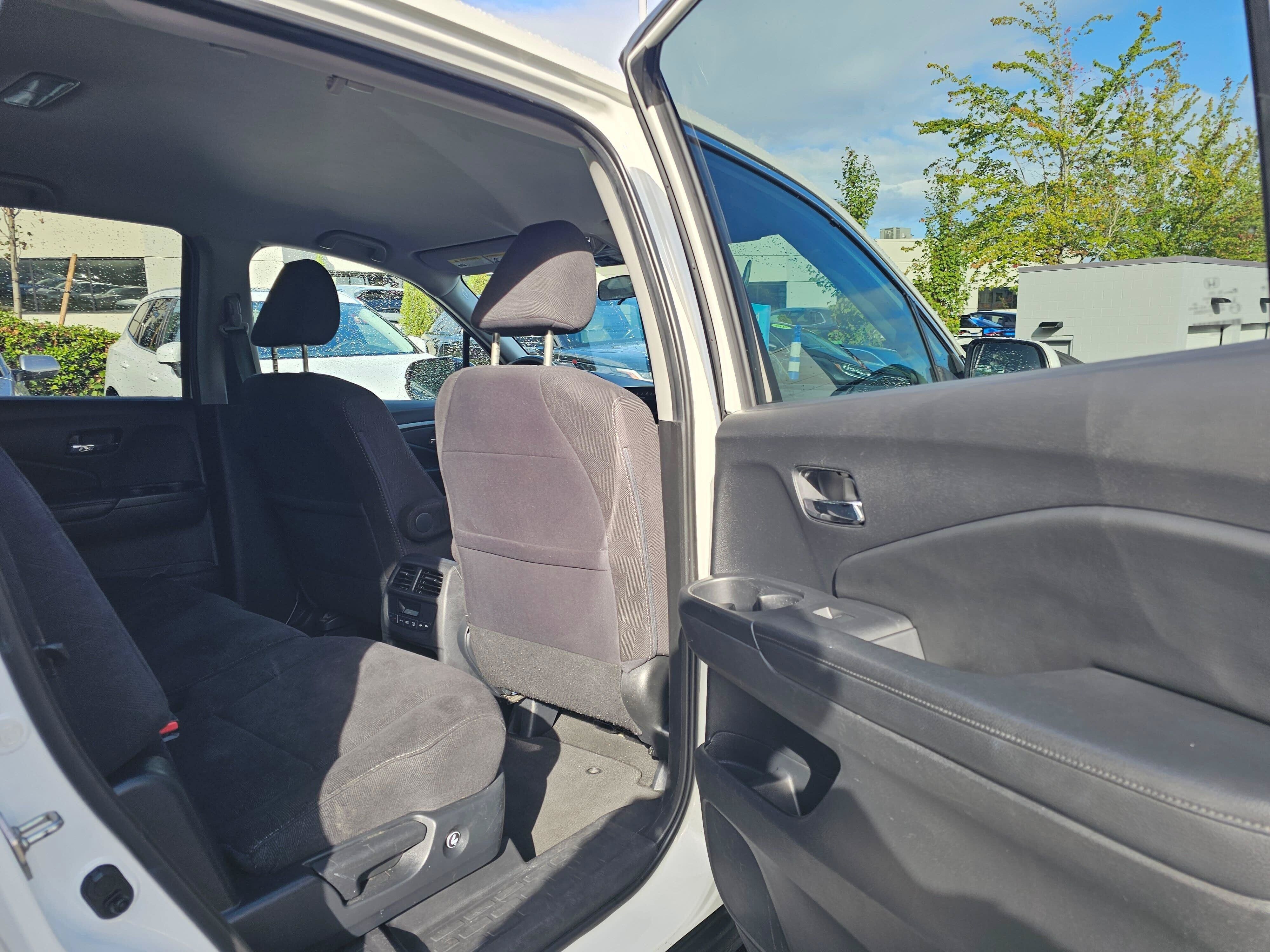 Used 2019 Honda Pilot EX image 15