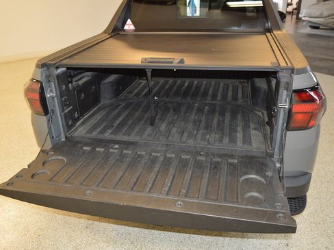 Used 2023 Hyundai Santa Cruz Night image 13