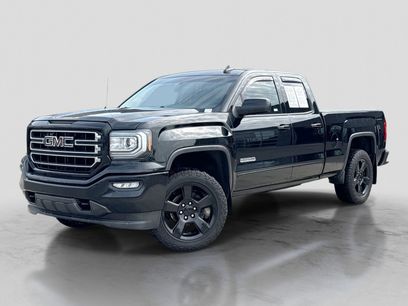 Used 2017 GMC Sierra 1500 SLE w/ SLE Value Package