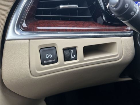 Used 2019 Cadillac XT5 Luxury image 18