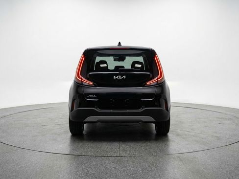 Used 2025 Kia Soul LX w/ LX Technology Package image 7