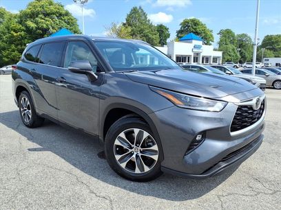 Used 2021 Toyota Highlander XLE