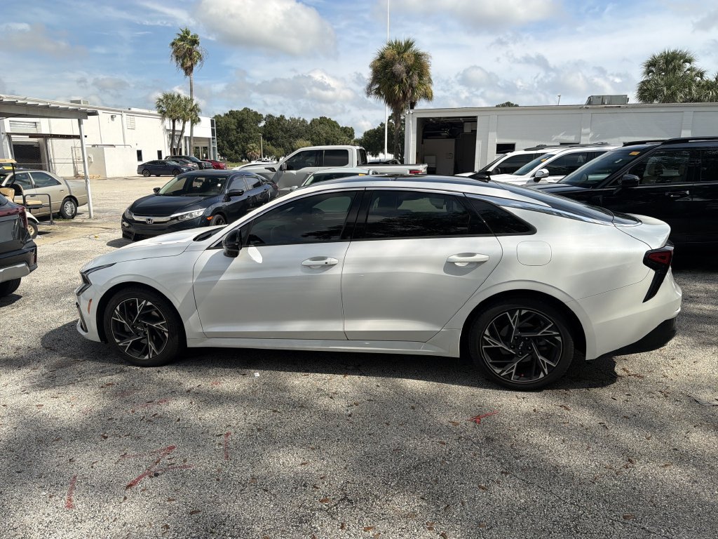 Used 2025 Kia K5 GT-Line w/ GT-Line Premium Package FWD image 8