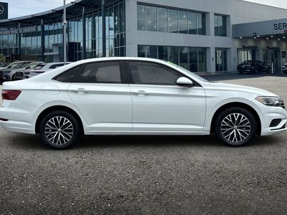 Used 2021 Volkswagen Jetta SE w/ SE Cold Weather Package