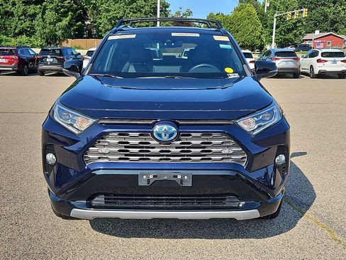 Used 2021 Toyota RAV4 XSE AWD/4WD image 9