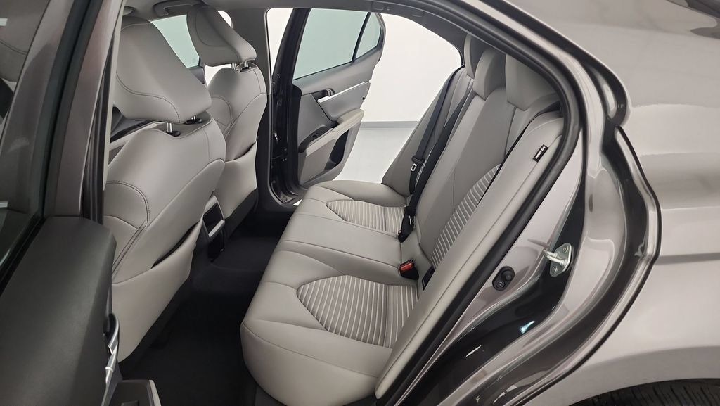 Used 2024 Toyota Camry SE FWD image 25