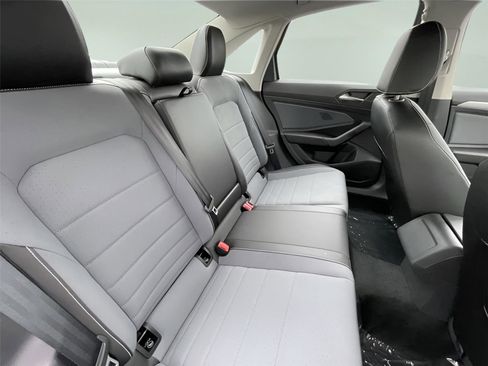 New 2025 Volkswagen Jetta SE image 17