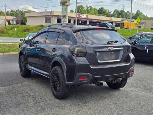 Used 2017 Subaru Crosstrek 2.0i Premium AWD/4WD image 9
