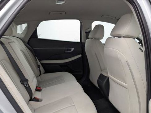 Used 2024 Hyundai Sonata SEL FWD image 18
