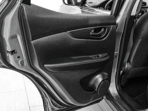 Used 2019 Nissan Rogue Sport S w/ Appearance Package image 40