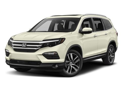 Used 2017 Honda Pilot Touring image 1