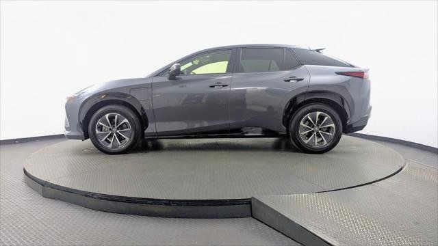 Used 2023 Lexus RZ 450e Premium w/ Technology Package AWD/4WD image 3