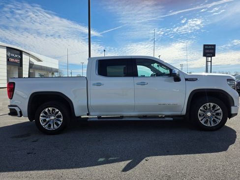 Used 2024 GMC Sierra 1500 Denali w/ Technology Package image 9
