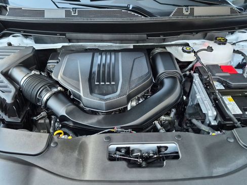 Used 2026 Chevrolet Traverse LT w/ Driver Confidence Package FWD image 29