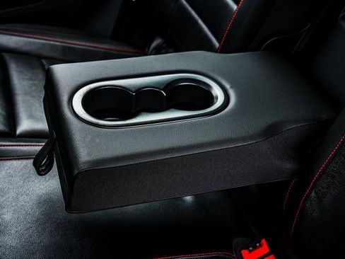 Used 2018 Volkswagen GTI SE FWD image 33
