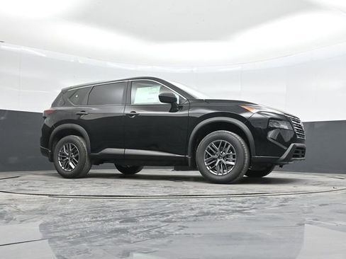 New 2026 Nissan Rogue S image 44