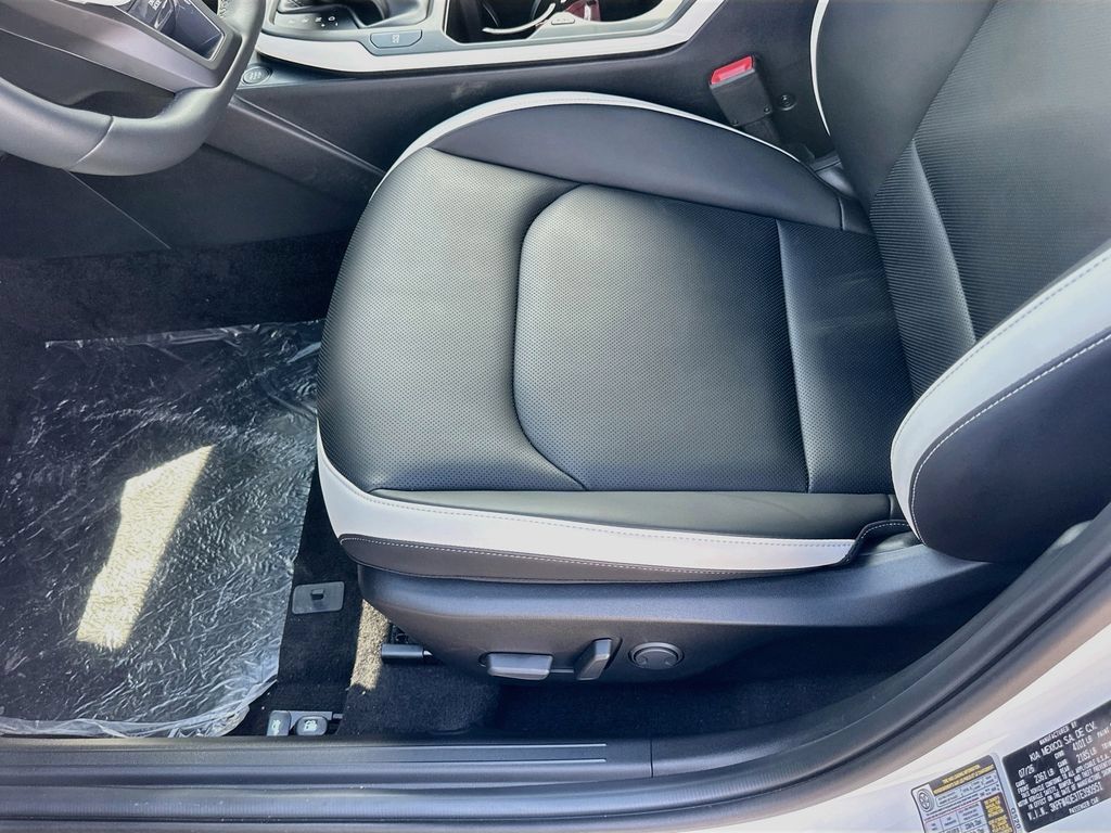 New 2026 Kia K4 GT-Line FWD image 18