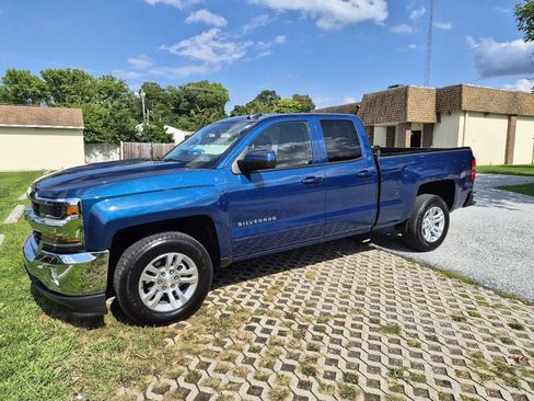 Used 2019 Chevrolet Silverado 1500 LT w/ All Star Edition AWD/4WD image 6