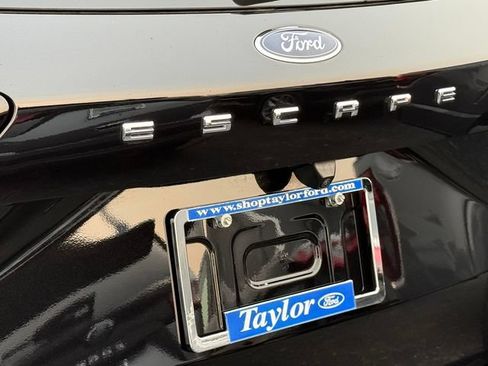 Certified 2024 Ford Escape ST-Line w/ Tech Pack #1 AWD/4WD image 30