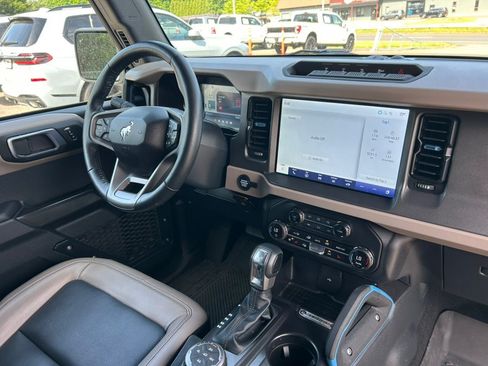 Used 2024 Ford Bronco Wildtrak AWD/4WD image 26