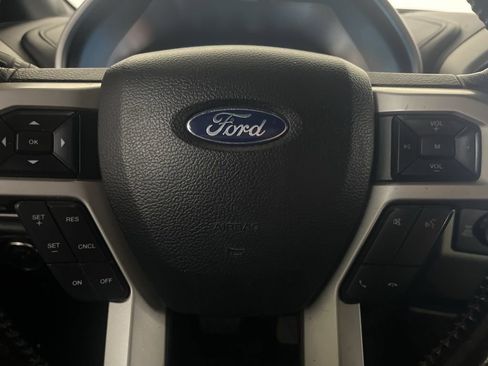 Used 2018 Ford F150 Lariat image 65