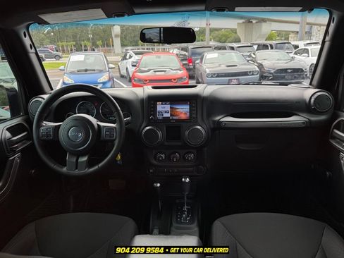 Used 2018 Jeep Wrangler Unlimited Sport AWD/4WD image 37