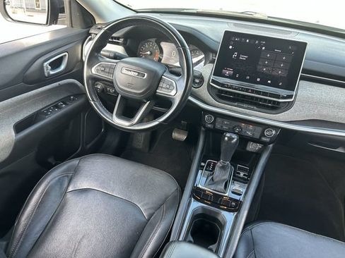 Used 2022 Jeep Compass Latitude AWD/4WD image 15