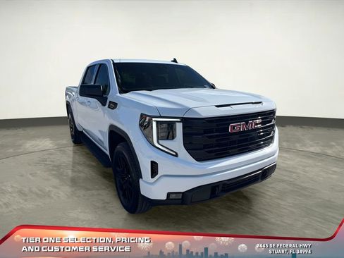 New 2025 GMC Sierra 1500 Elevation image 8