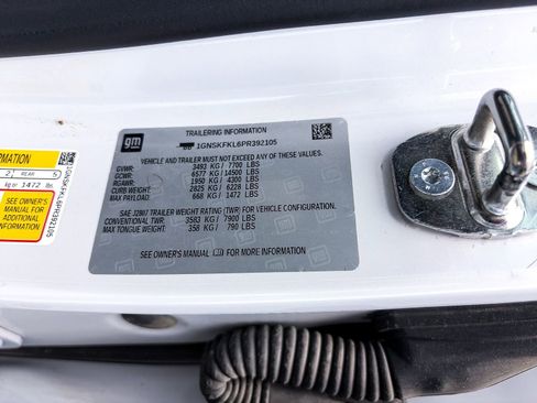 Used 2023 Chevrolet Suburban Premier w/ Premium Package image 43