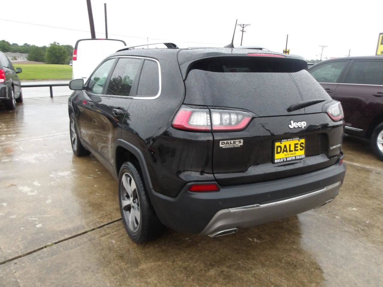 Used 2020 Jeep Cherokee Limited FWD image 14