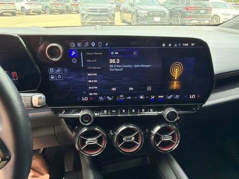 Used 2024 Chevrolet Blazer EV RS AWD/4WD image 17