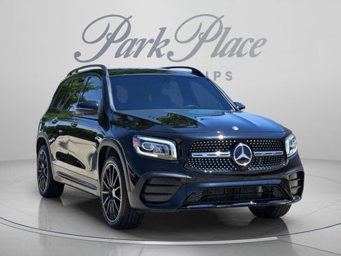 Certified 2023 Mercedes-Benz GLB 250 image 4
