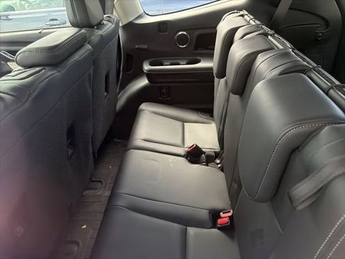 Used 2020 Subaru Ascent Limited w/ Technology Package image 5