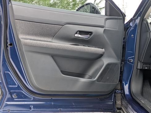 New 2026 Nissan Kicks SV w/ Cold Weather Package image 11