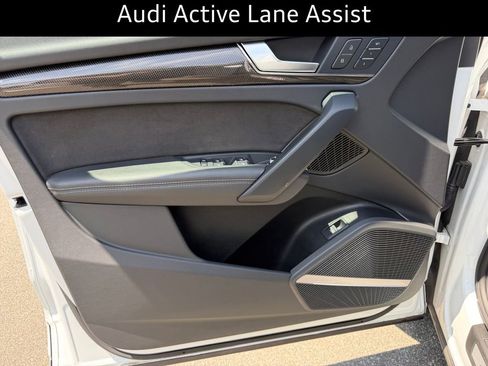 Used 2023 Audi SQ5 Premium Plus w/ Premium Plus Package AWD/4WD image 16