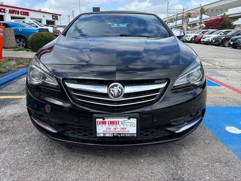 Used 2019 Buick Cascada Premium FWD image 2